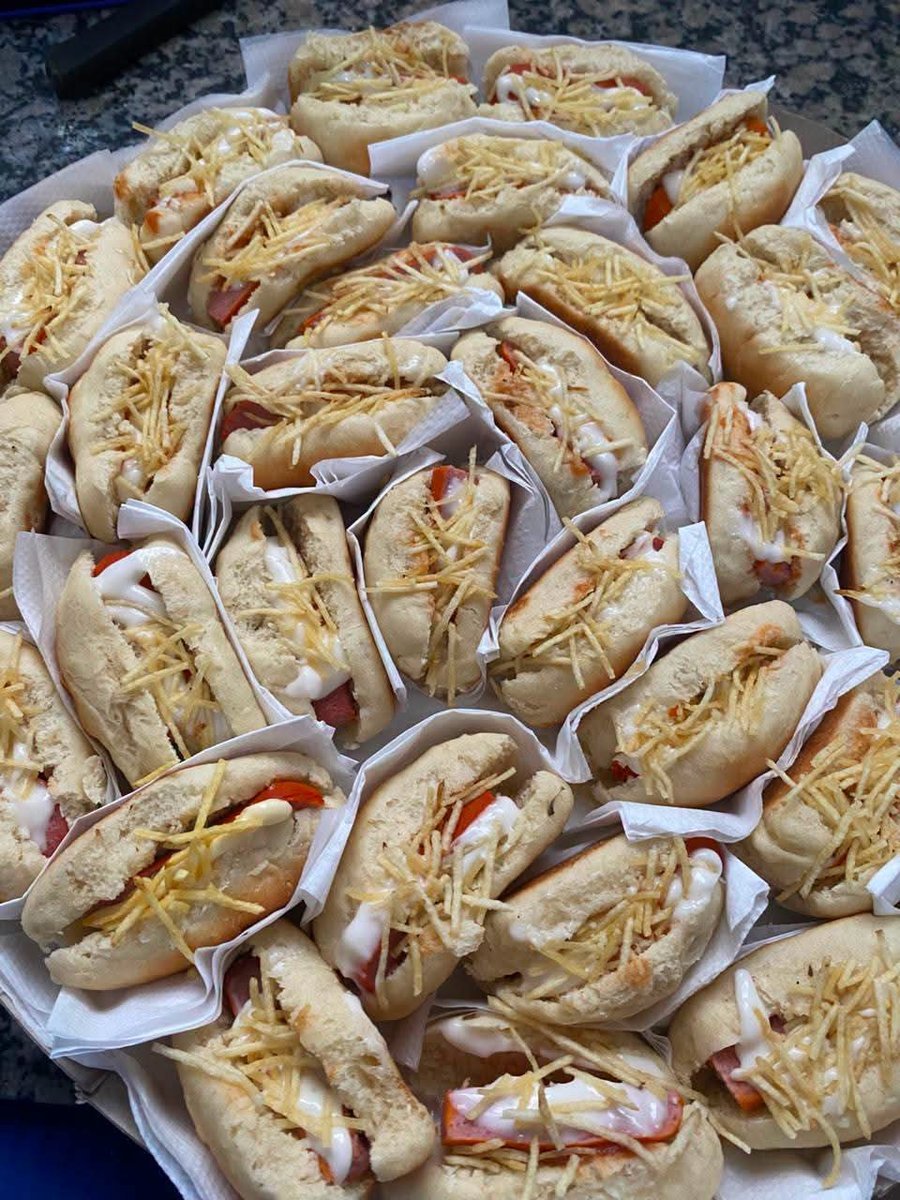 10 Mini Hot Dog
